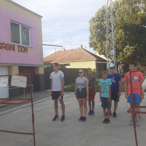 A bajtársi és a baráti kötelékek megerősítéséért