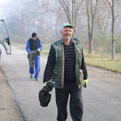 <center>Kupuszina<br />Akciók a helyi közösségben</center>