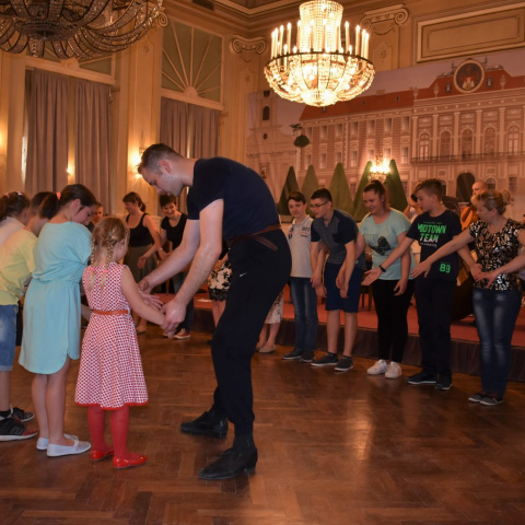 Táncház a javából